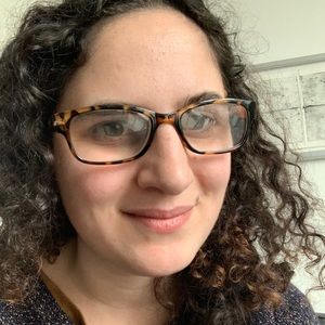 Meet your Posher, Lucy